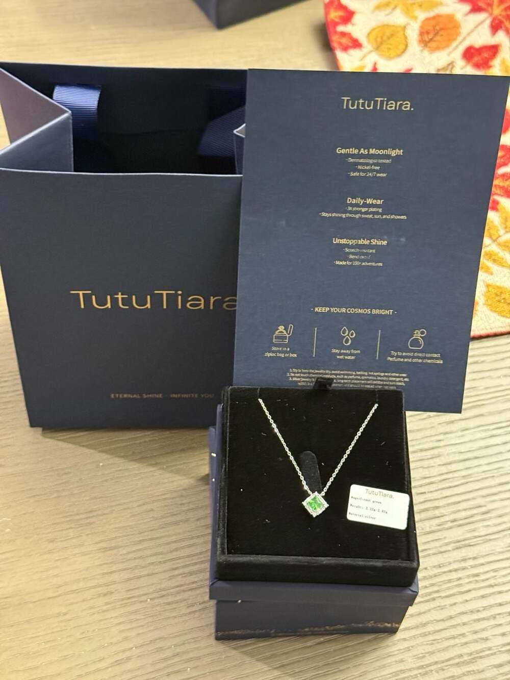 TutuTiara Sterling Silver Magnificent Green Pendant Necklace New Gift Box
